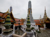 DSC 1197  Prangs devant la galerie du Ramakien