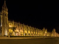 Le monastère vu de nuit et ses illuminations