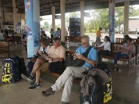 En attendant le bus à Sukkothai