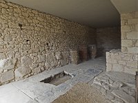 Anciens magasins et pithois (Jarres)