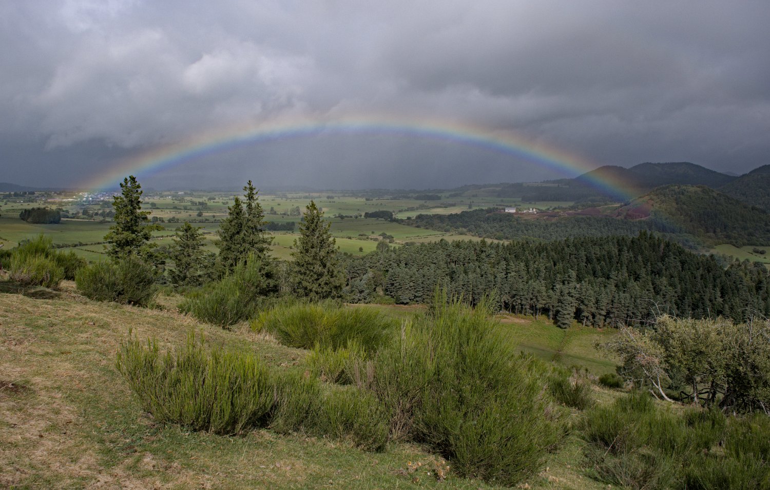 Arc en ciel sur la plaine