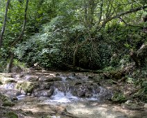 Rivière la Cassole en bordure du village