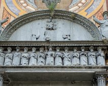 Collégiale Notre Dame de l'Assomption - Tympan du portail