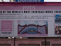 Information touristique  Le Raj Mahal est le plus grand cinéma de l'asie du sud-est