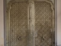 Phool Mahal - Porte d'argent  porte recouverte de 70kg d'argent