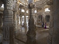 Détail des sculptures sur les piliers