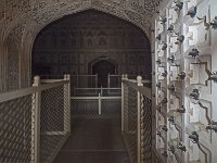 Shish Mahal (palais des miroirs)- seule pièce visible  Ne se visite pas. Doit son nom aux incrustations d'éclats de miroirs (venus d'Alep en Syrie) dans les murs