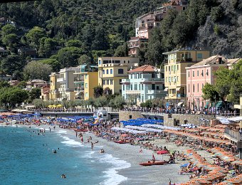 La plage et les villas de bord de mer