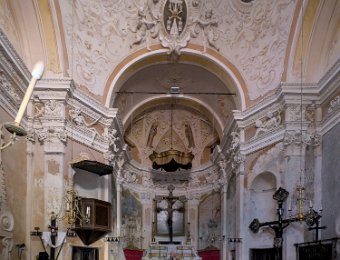 Intérieur de l'oratoire de la confrérie des morts