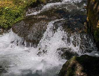 Ruisseau du Caussou (Unac - Ariège)  Fuji XT3 - F4.5 - 1/2000 - 83mm - 160 ISO : Oriège, torrent, ariège
