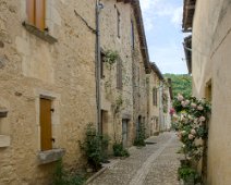 Ruelle fleurie
