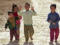 Enfants dans la campagne
