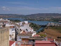 Vue sur la ville et le lac d'Arcos