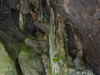 Concrétions à la sortie de la grotte