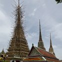 DSC 1332  Une Phra Maha Chedi en cours de restauration (échaffaudage en banbous)